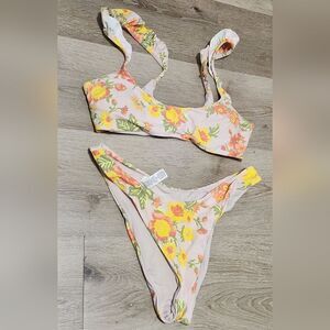 Aerie 2 Piece Swim Bikini Set Sz Medium Retro Floral Top Cheeky Bottom